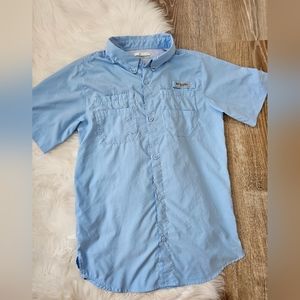 Columbia PFG kids XL 18/20 light blue short sleeve fishing shirt